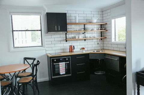 99 Hill Street Apartments - Cruises Travel 22