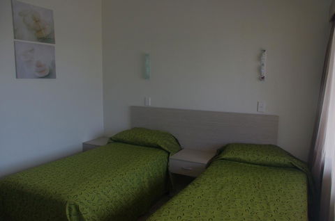 Ashwood Motel - Tourism Guide 12