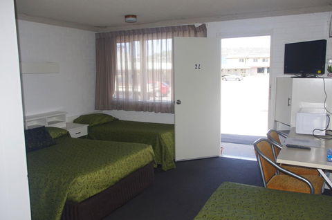 Ashwood Motel - Tourism Guide 8