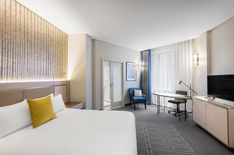 Radisson Blu Plaza Hotel Sydney - Tourism Guide 32