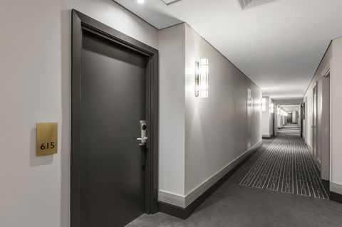 Radisson Blu Plaza Hotel Sydney - Tourism Guide 31
