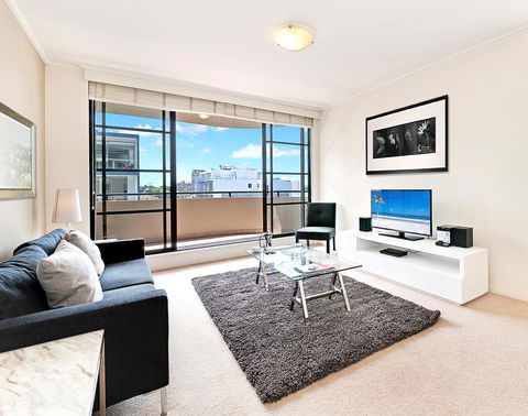 Wyndel Apartments - Apex North Sydney - Travel Agents 0