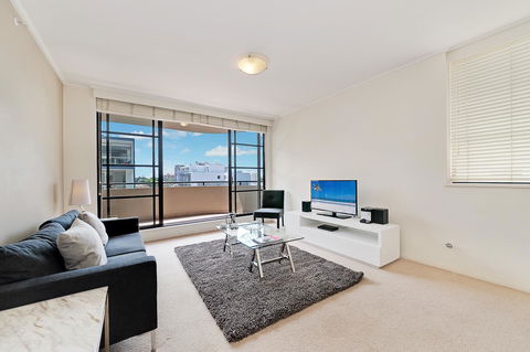 Wyndel Apartments - Apex North Sydney - Travel Agents 6