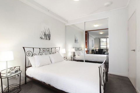 Wyndel Apartments - Apex North Sydney - Travel Agents 14