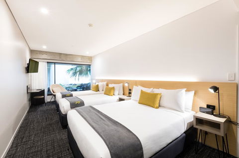 Song Hotel Sydney - Cruises Travel 11