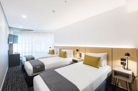 Song Hotel Sydney - Cruises Travel 8