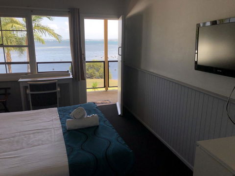 Squid\'s Ink Motel - Travel Search 43