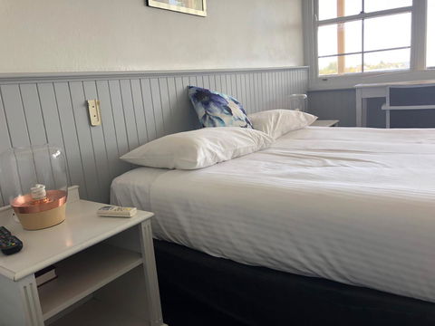 Squid\'s Ink Motel - Travel Search 44