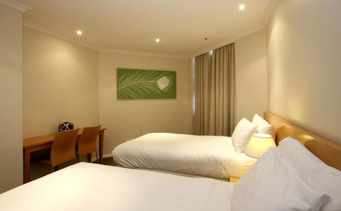 The York By Swiss-Belhotel - Cruises Travel 39