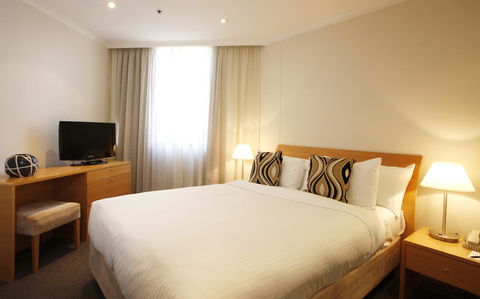 The York By Swiss-Belhotel - Cruises Travel 31