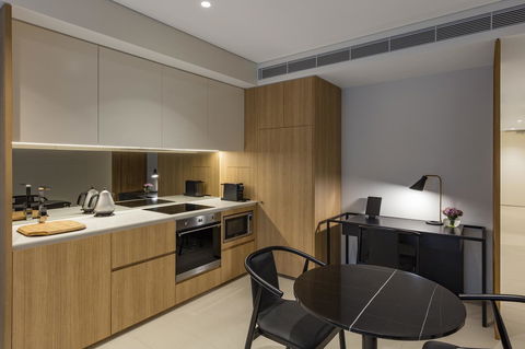 SKYE Suites Sydney - Cruises Travel 20