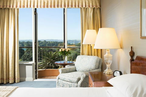 Sir Stamford Circular Quay - Cruises Travel 4
