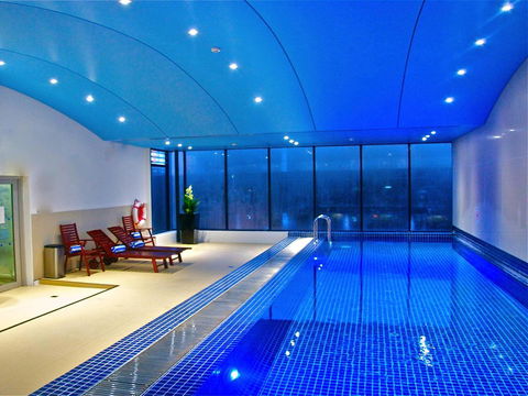 Novotel Sydney Darling Square - Tourism Guide 9