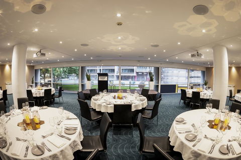 Novotel Sydney Darling Square - Tourism Guide 23
