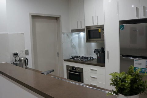 Specious Apartment With 2 Large Bedrooms - Cruises Travel 16