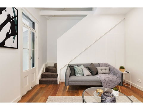 Walk To The City From This Renovated Heritage Gem - Cruises Travel 2
