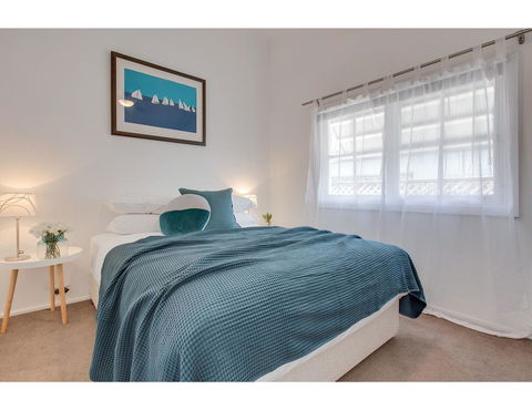 Spacious Cottage With Views, 10 Mins From The City - Cruises Travel 10