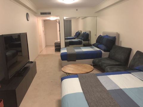 Lovely CBD Studio Next To Central , Haymarket, Chinatown - Cruises Travel 1