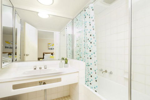 Paxsafe Sydney Hyde Park Budget Apartments - Cruises Travel 10