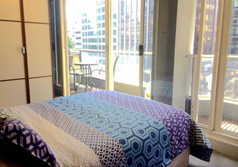 Ausmine Sydney CBD 2Bedroom Apt - Cruises Travel 13