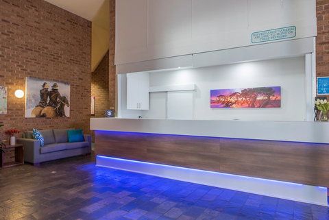 Alpine Gables - Travel Agents 19