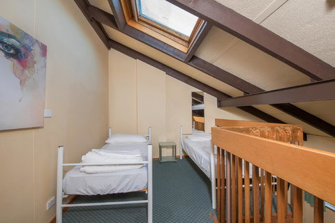 Alpine Gables - Travel Agents 28