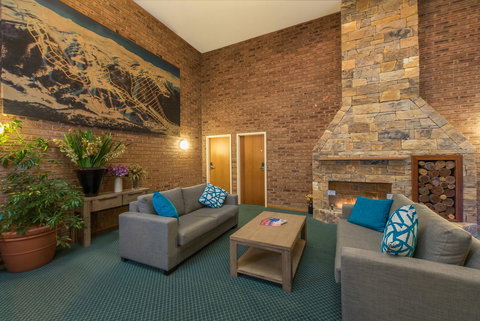 Alpine Gables - Travel Agents 5