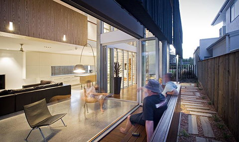 Casuarina Beachfront House - Hostie Properties - Travel Agents 7