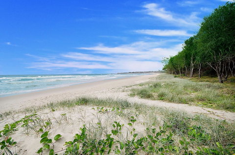 Casuarina Beachfront House - Hostie Properties - Travel Agents 2