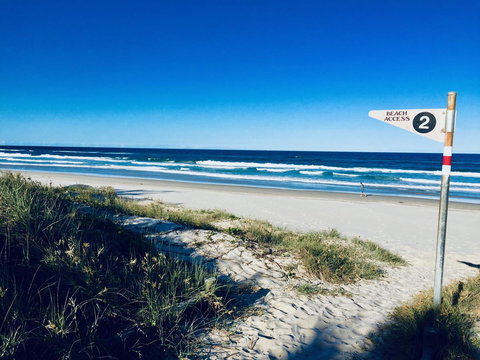 Casuarina Beachfront House - Hostie Properties - Travel Agents 11