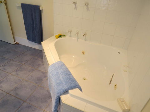 BlueWater Apartments - Travel Search 21