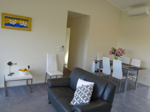 BlueWater Apartments - Travel Search 26