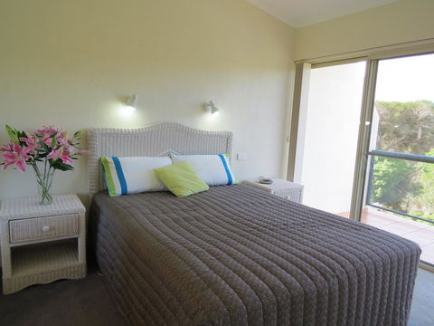 BlueWater Apartments - Travel Search 24