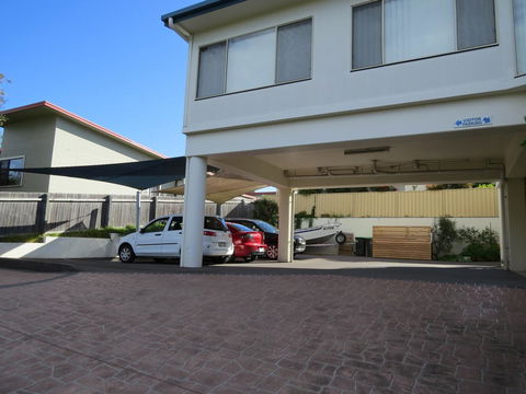 BlueWater Apartments - Travel Search 18