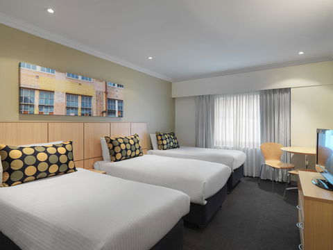 Ibis Styles Sydney Central - Cruises Travel 15