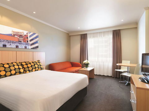 Ibis Styles Sydney Central - Cruises Travel 9