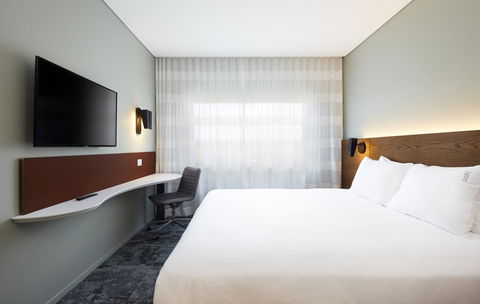 Holiday Inn Express Newcastle, An IHG Hotel - Travel Agents 16