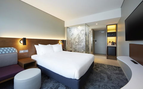 Holiday Inn Express Newcastle, An IHG Hotel - Travel Agents 23