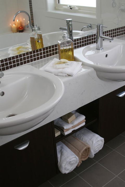 Encore Apartments - Travel Search 10