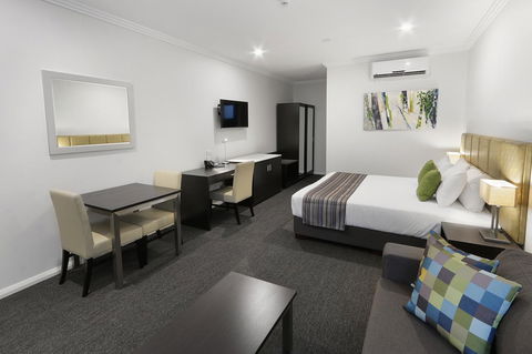 Best Western Plus Bolton On The Park - Travel Search 8