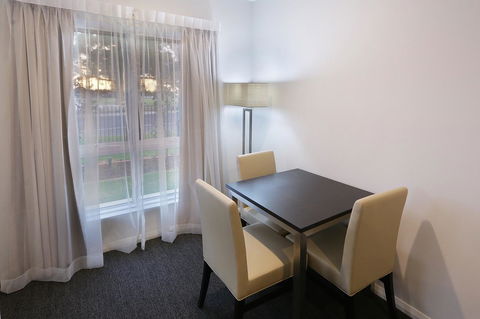 Best Western Plus Bolton On The Park - Travel Search 7