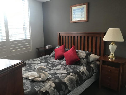 Bondi Junction Apartments - Tourism Guide 7