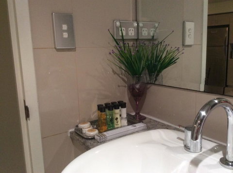 Bondi Junction Apartments - Tourism Guide 32