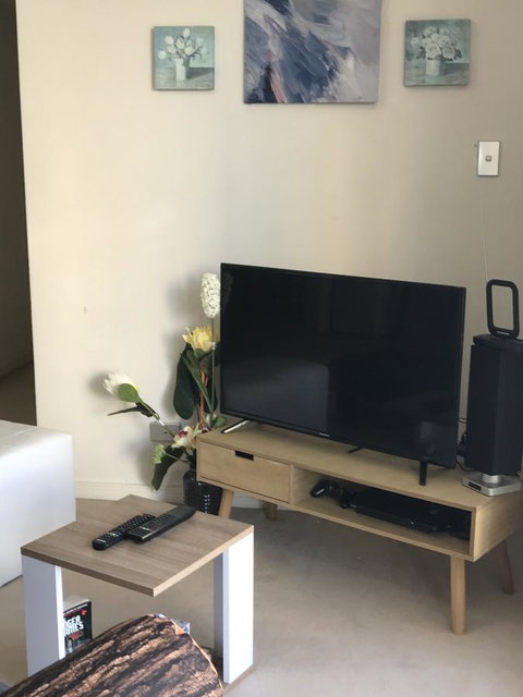 Bondi Junction Apartments - Tourism Guide 26