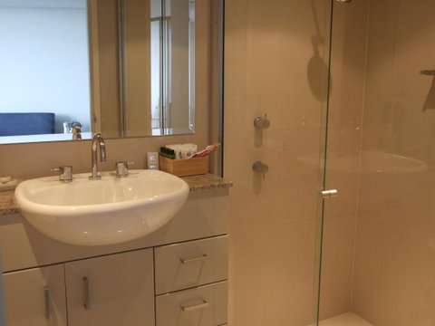 Bondi Junction Apartments - Tourism Guide 38