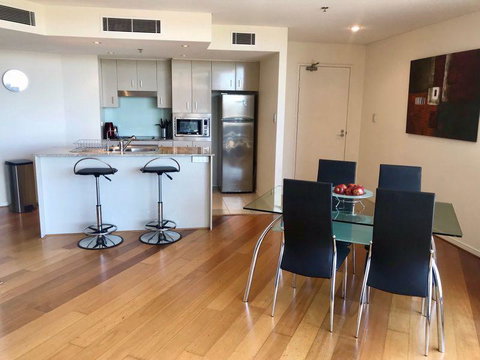 Bondi Junction Apartments - Tourism Guide 1