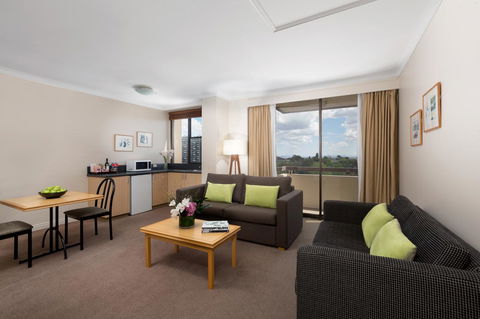 Rydges North Sydney - Cruises Travel 10