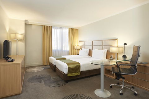 Holiday Inn Parramatta, An IHG Hotel - Cruises Travel 0