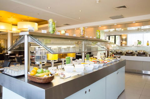 Holiday Inn Parramatta, An IHG Hotel - Cruises Travel 16