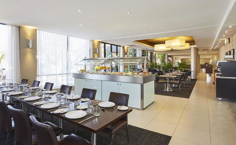 Holiday Inn Parramatta, An IHG Hotel - Cruises Travel 28